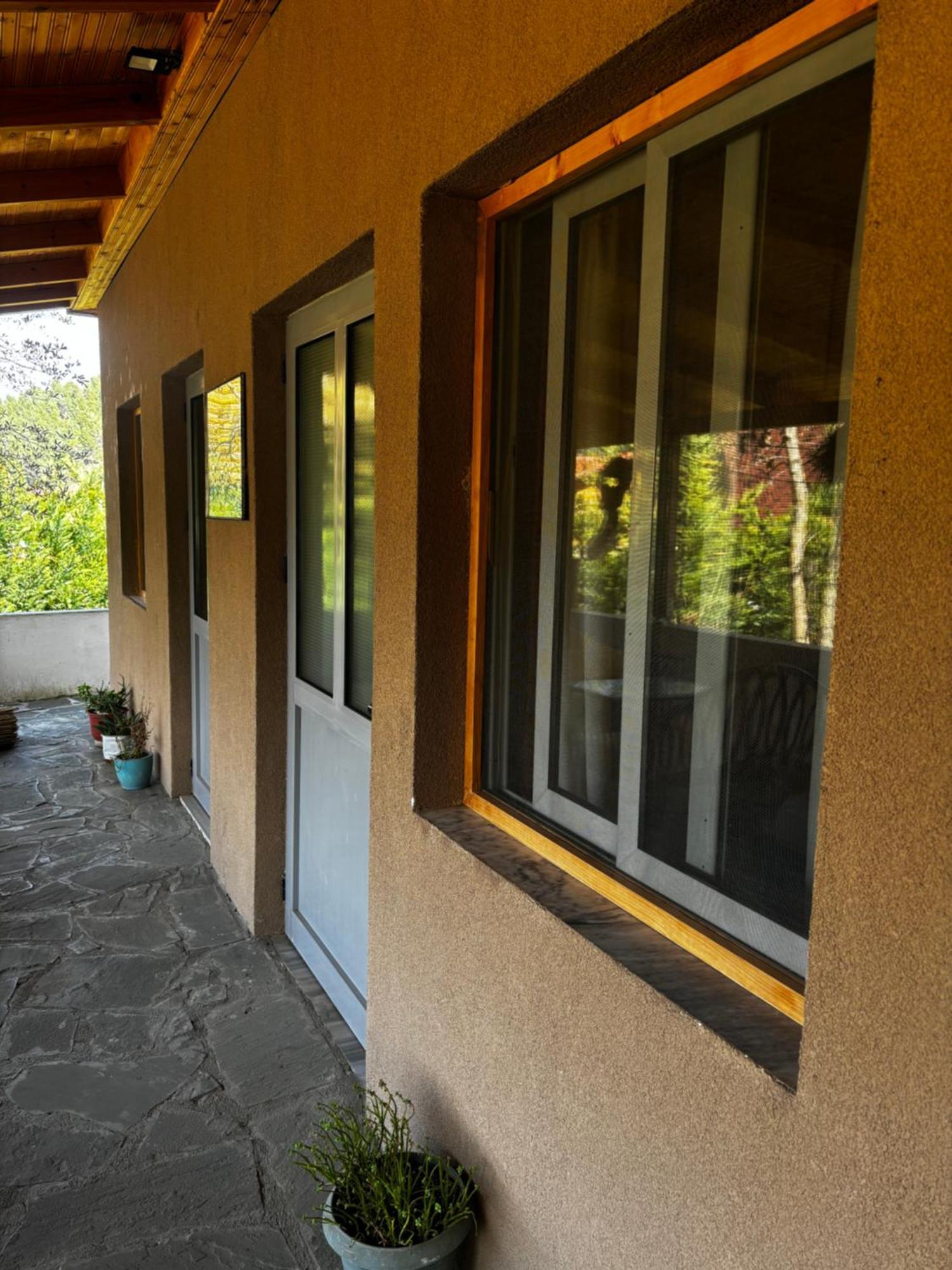 Bujtina Vjosa Hotel Memaliaj Ngoại thất bức ảnh