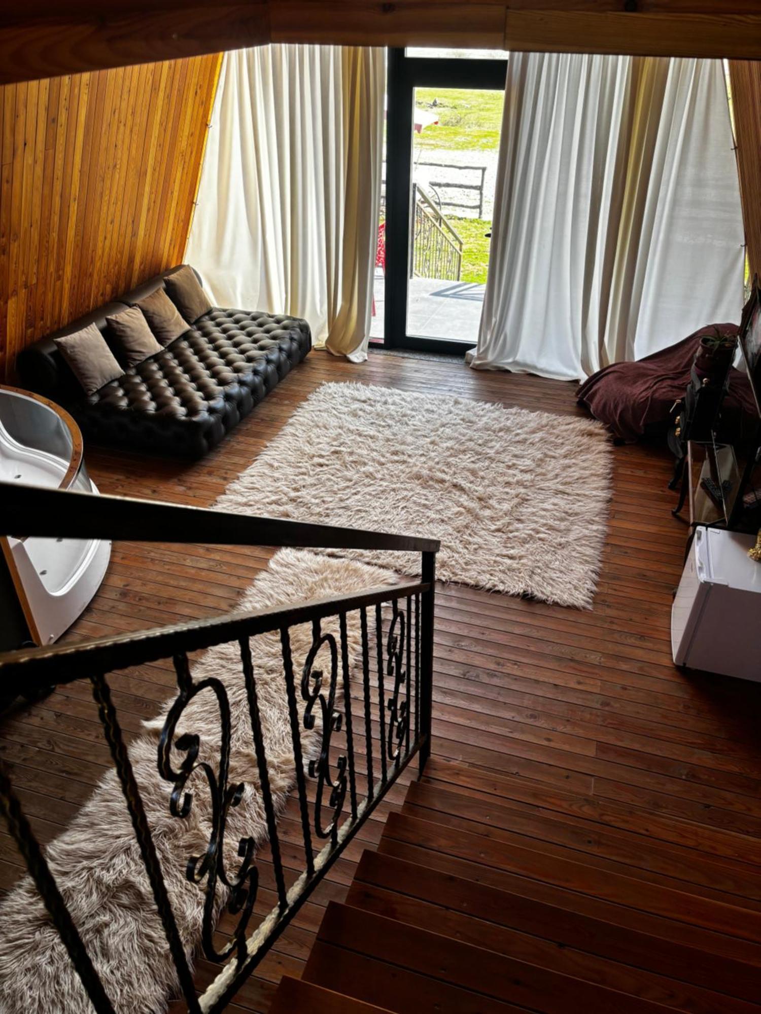 Bujtina Vjosa Hotel Memaliaj Ngoại thất bức ảnh